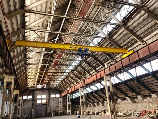 коммерческая 4500 m2 Понтонный