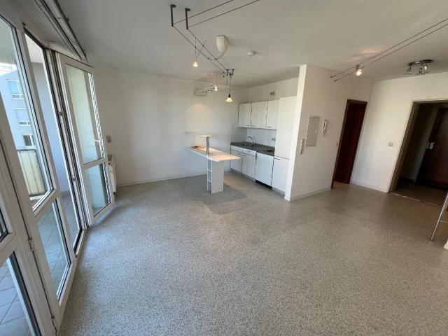 Kompakte und helle 1 Zimmer Wohnung mit Tiefgaragenstellplatz