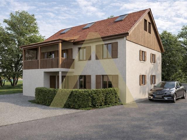 Komplett renovierte Wohnung mit schönem Garten