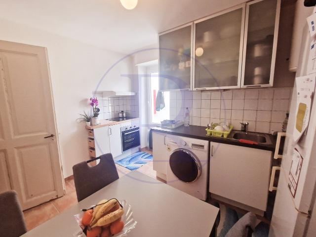 Komplett renovierte 2.5 Zimmer Wohnung in Chalais