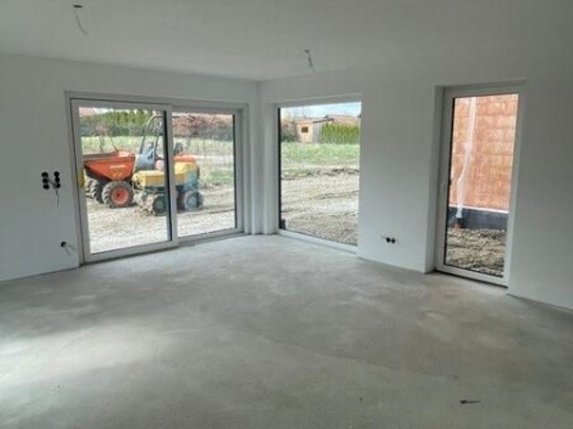 Komplettangebot nur zu beziehen! Haus mit Garage neuer Preis !