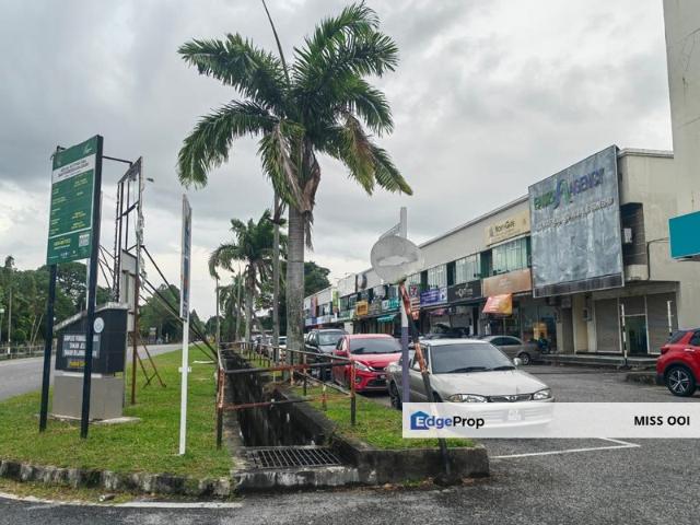 Kompleks Perniagaan Jelatek