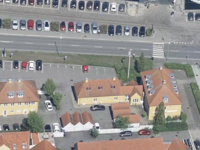 Kontor lokale i smuk bygnig ved havnen