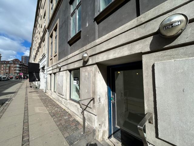 Kontor til leje på Gasværksvej 11. kld