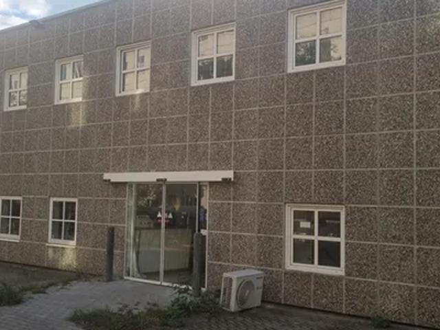 Kontorfælleskab og lager for alle, men med fokus på AI startup / Agency / Webshop eller lign.
