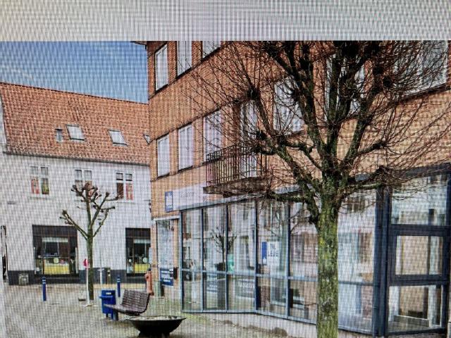Kontorlokaler eller klinik midt i Assens