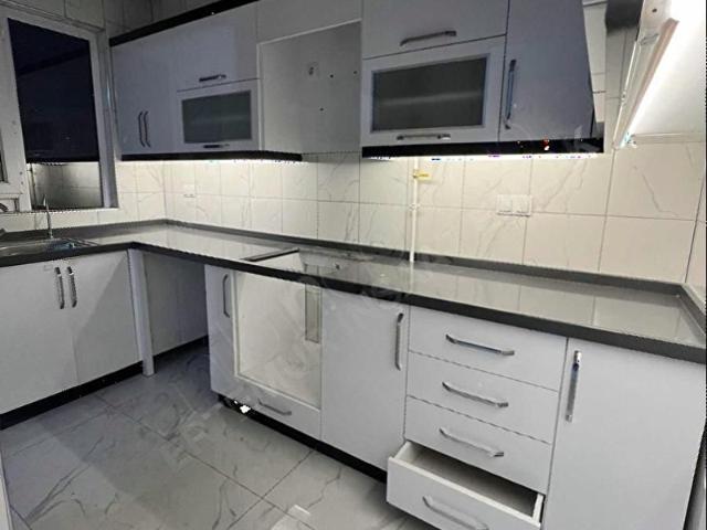 KONUKSEVER MAHALLESİNDE ARAKAT 3+1 130m DOĞALGAZLI DAİRE