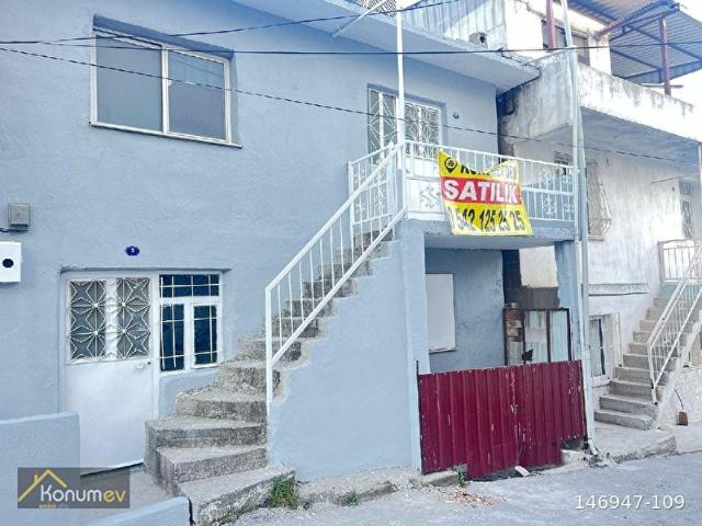 KONUMEVDEN KARABAĞLAR PEKER MAHALLESİNDE SATILIK 2 KATLI MÜSTAKİL EV