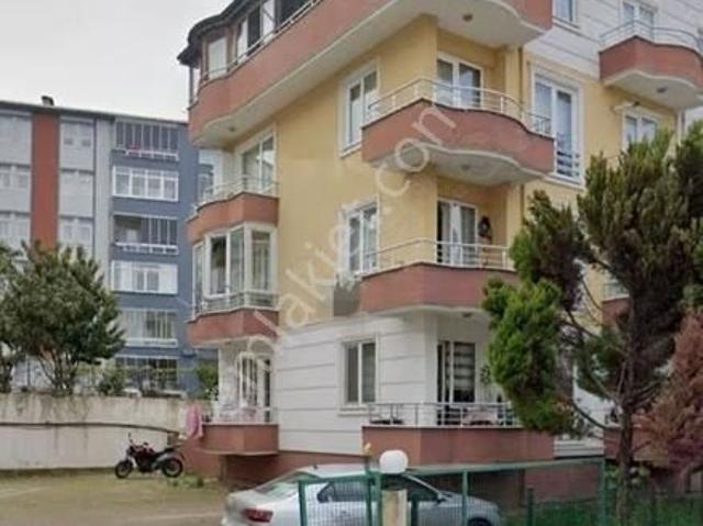 Konumu Ve Ara Kat Avantajı İle 2010 Yapımı 3+1 Satılık Daire