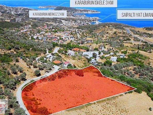 Konut Alanında Deniz Manzaralı 10.363 m2 Arazi