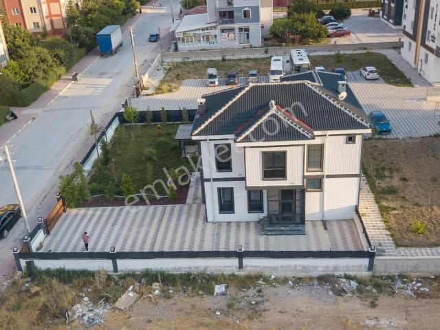 Konya Ereğli Toki Mahallesinde Villa