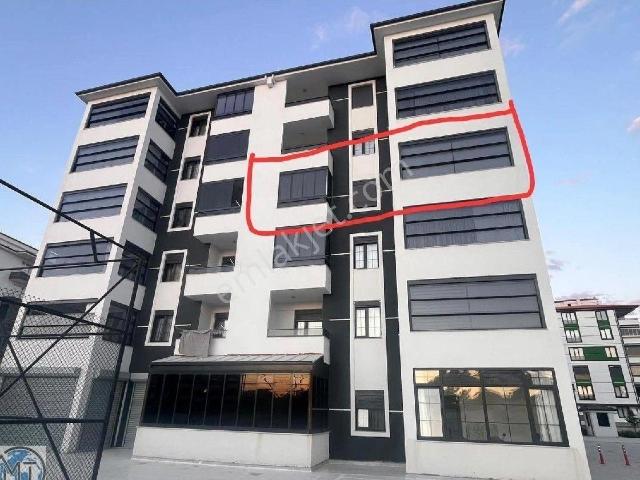 Konya Ereğli Üç Göz Mahallesinde Satılık 3+1 Lüks Daire