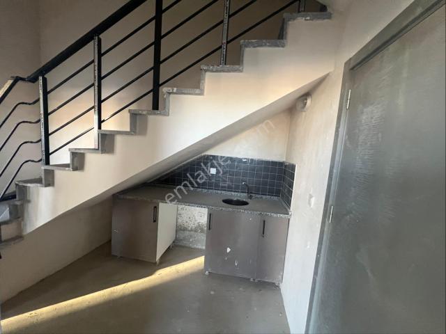 Konya Fevziçakmak Mah Cad Üzeri Satılık 320 M2 Asansörlü Satılık Dükkan