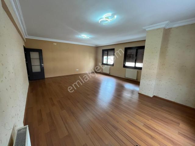 Konya Kule Site Yakınında Kiralık 3+1 Lüks Daire Ara Kat
