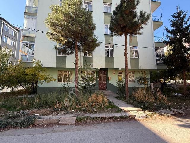 Konya Seydişehir Alaylar İki Mahallesinde Satılık 2+1 Giriş Kat
