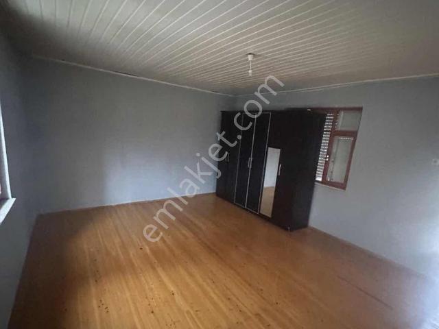 Konyaaltı Aşağıkaramanda 2 +1 Kullanışlı Daire