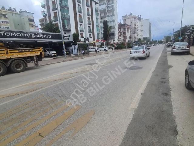 Konyaaltı Arapsuyu Mah. Belediye Caddesinde Satılık Dükkan
