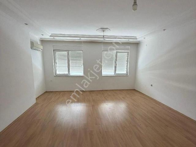 Konyaaltı Arapsuyu'nda Ayrı Mutfaklı 3+1 Boş Kiralık Daire