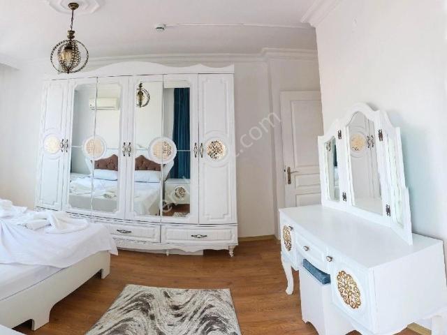 Konyaaltı Arapsuyu'nda Havuzlu 3+1 Eşyalı Kiralık Daire