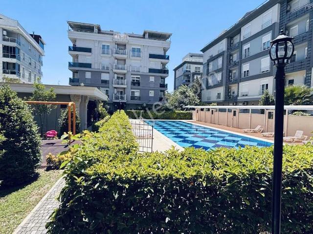 Konyaaltı Hurma Mah. 2+1 Havuzlu Site İçi Satılık Daire