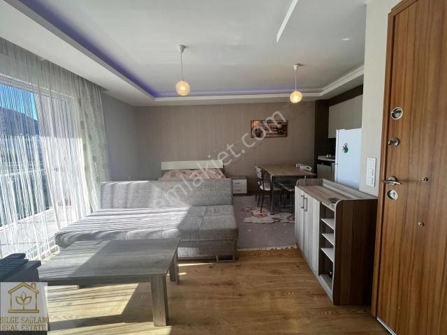 Konyaaltı Hurmada Donanımlı Sitede 1+0 Eşyalı