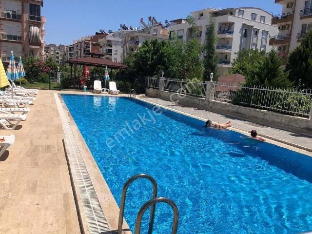 Konyaaltı Hurma'da Havuzlu 2+1 Doğalgazlı Full Eşyalı Kiralık Daire