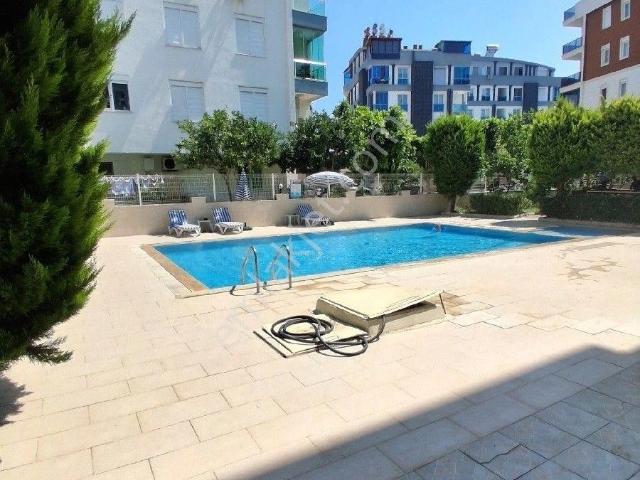 Konyaaltı Hurmadan Havuzlu 2+1 Eşyalı Kiralık Daire