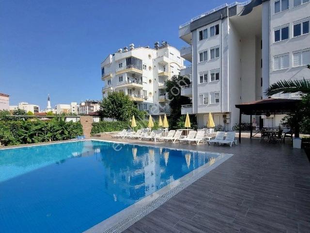 Konyaaltı Liman Mahallesinde 3+1 Havuzlu Eşyalı Kiralık Daire