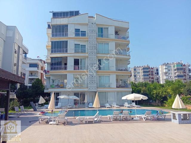 Konyaaltı Limanda Denize Yürüme Mesafesinde 2+1 Giriş Daire