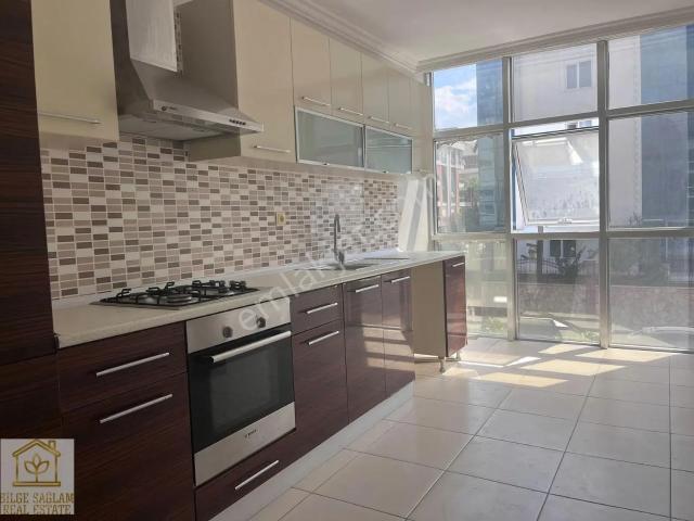 Konyaaltında Lux Site İçinde 3+1 Kiralık Dairemiz