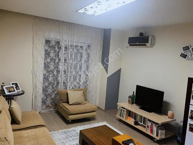 Konyaaltı Ö.evleri Çarşamba Pazarı Yakını Eşyalı 1+1 Bahçe Katı