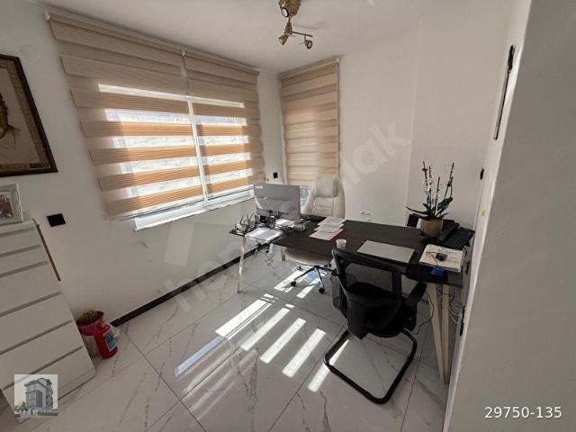 Konyaaltı Öğretmenevleri Atatürk bulvarı üzerinde Kiralık ofisler