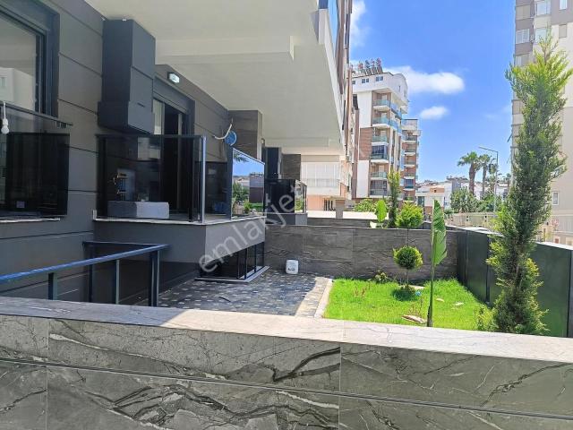 Konyaaltı Pınarbaşı'nda K Otopark 215m2 Lüks 4+1satılık Daire