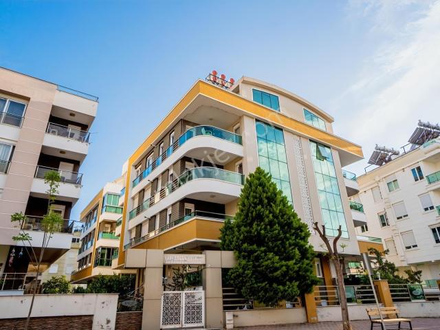 Konyaaltı Pınarbaşı'nda Site İçi Ters Dubleks 2+1 Satılık Daire