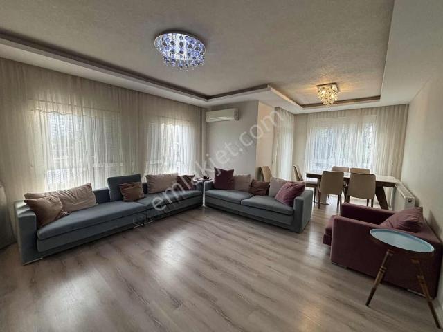 Konyaalti Hurma Da Havuzlu Site De Eşyalı Kiralık Daire
