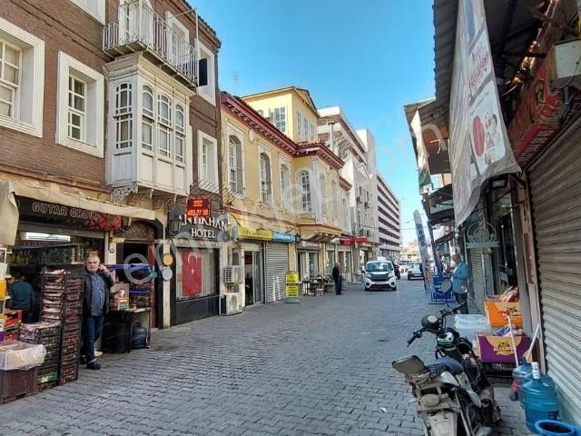 Konak Çankaya Merkezde Satılık İmalathane & Depo