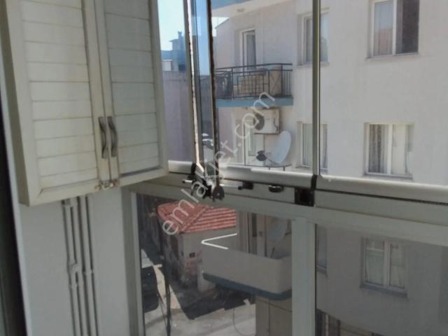Konak Atilla Mahallesi'nde Satılık Aydınlık 2+1 Daire