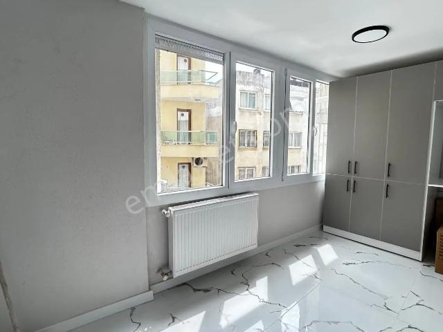 Konak Atilla Mahallesi'nde 3+1 Yenilenmiş Kiralık Daire