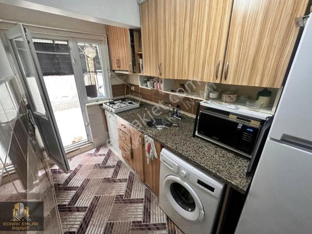 Konak Emlak'tan Satılık 2+1 Balkonlu Bahçe Katı