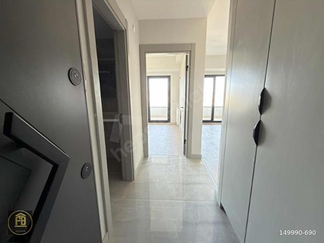 KONAK İZKA MERKEZ YAŞAM 1+1 DENİZ MANZ. SATILIK DAİRE