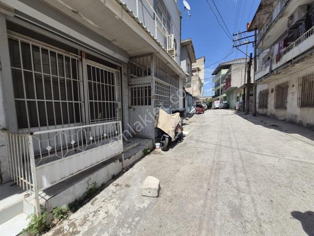 Konak/gürçeşme'de İğdelidurağı üsttarafında/kepenkli/wcli/dükkan