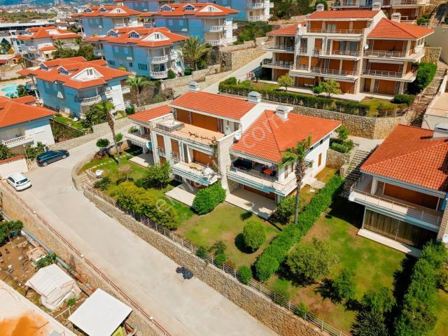 Konaklıda Denize 300 Metre Villa Tadında Satılık 2+1 Daire