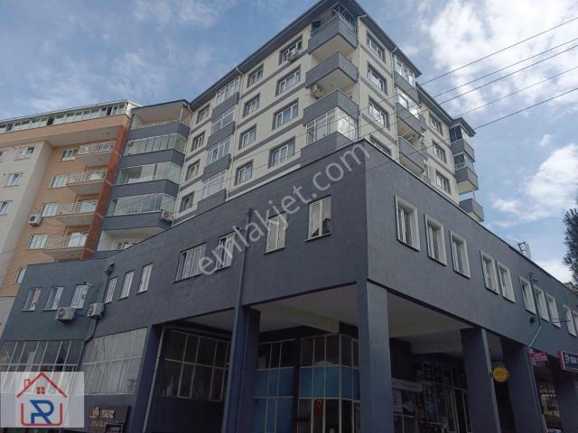Konak'ta Satılık 3+1 Dubleks Daire Merkezi Konum