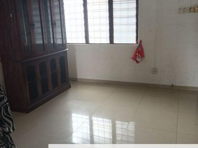 Kondo Rakyat Desa Pantai Flat