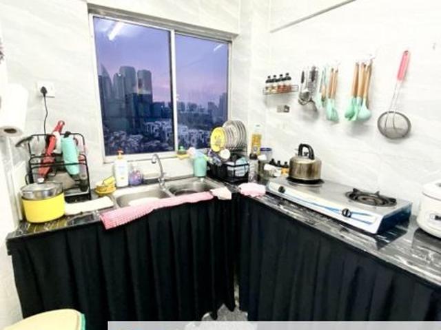 Kondo Rakyat Desa Pantai Flat