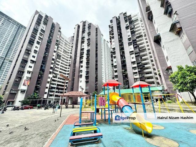 Kondo Rakyat Desa Pantai Flat