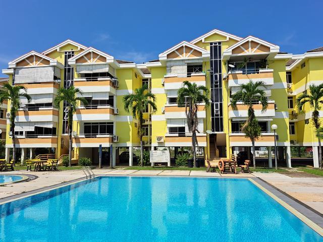 Kondo Sejahtera Kubang Buaya 3 bedrooms with attached bathrooms
