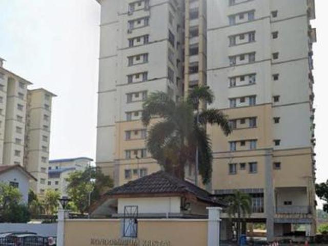 Kondominium Kristal seksyen 7 shah alam