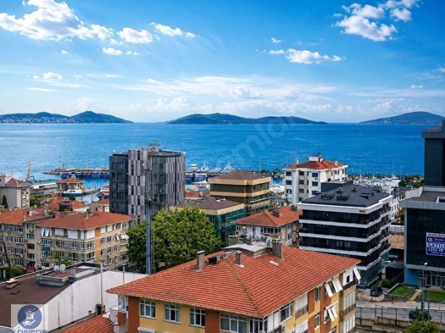 KONFOR BOSTANCI SAHİL'DE DENİZ MANZARALI SIFIR 4+1