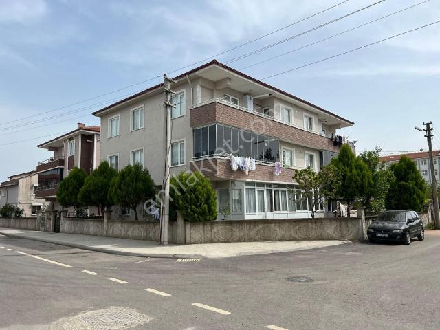 Konforlu Ve Geniş Kullanım Alanlı 3+1 Satılık Daire!